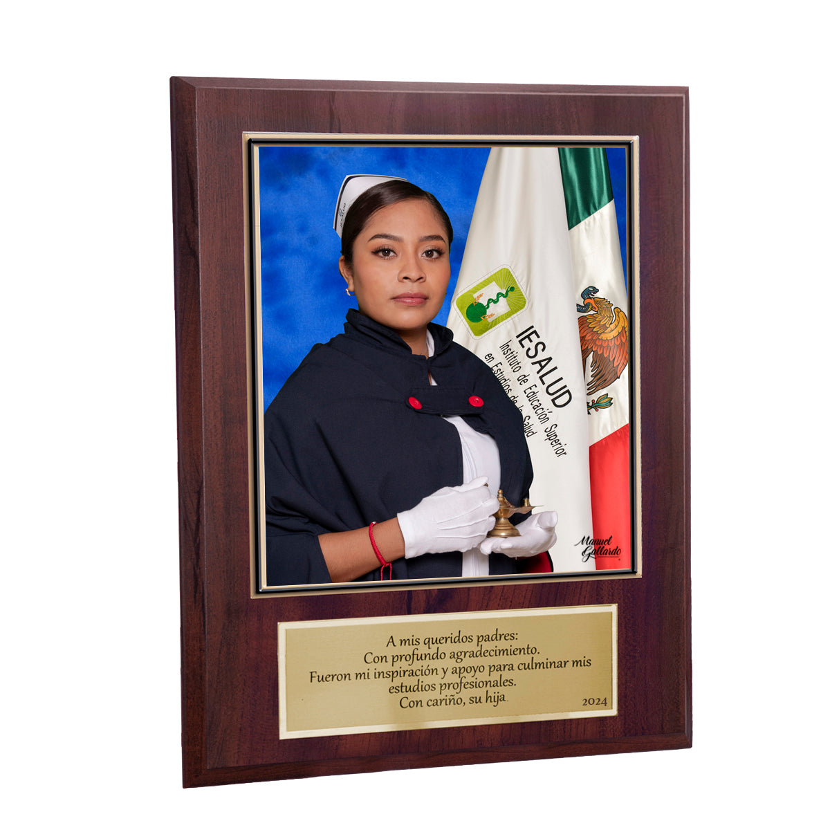 Modelo 36 - Foto 7x8" con placa de agradecimiento dorada y base café