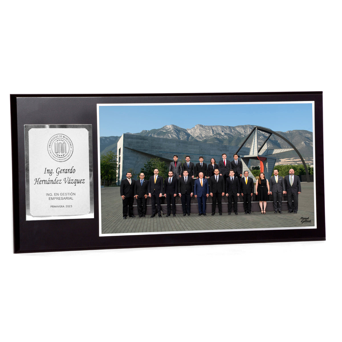 Modelo 2 - Foto 11x20” con placa plateada personalizada y base negra