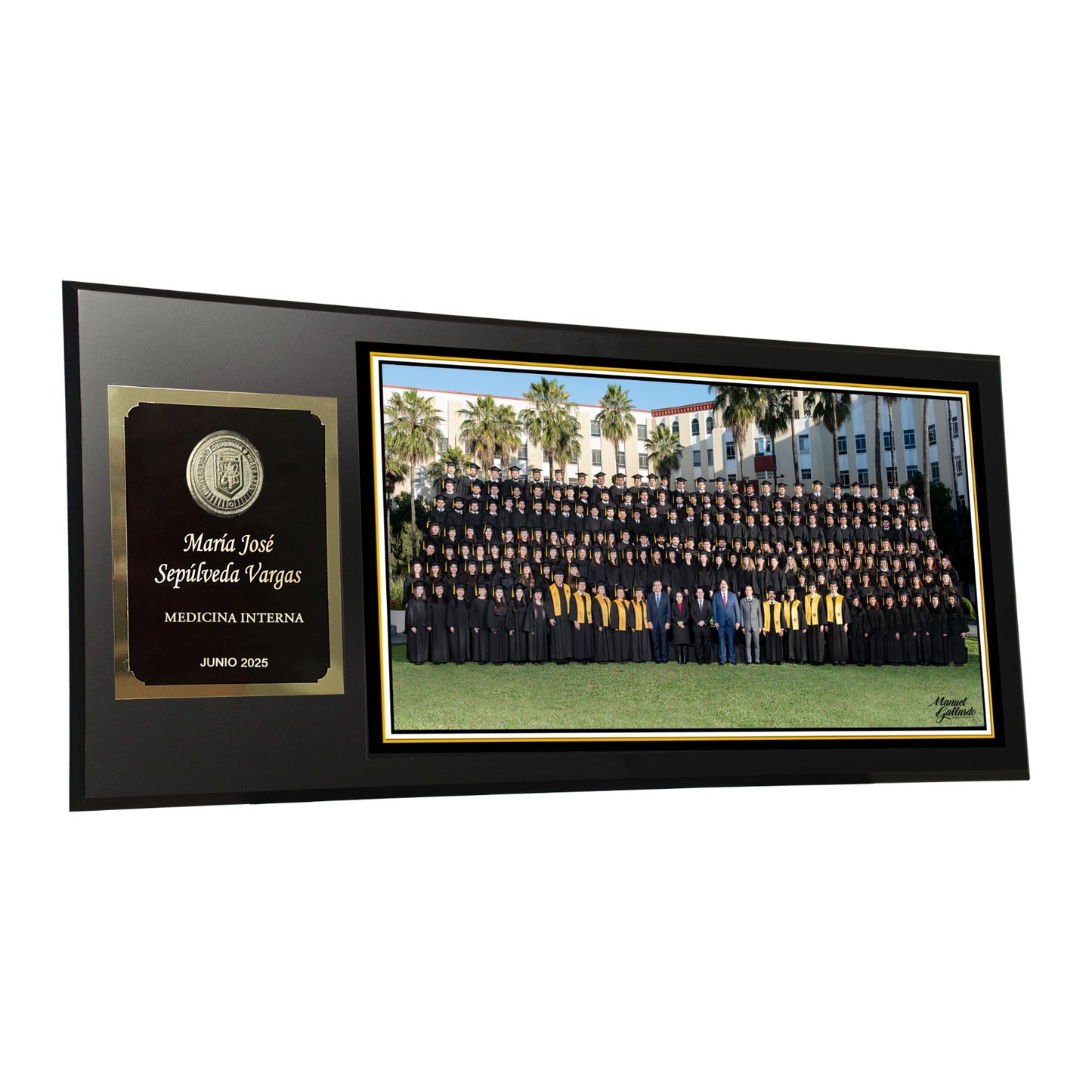 Modelo 31 - Foto 11x20” con placa negra personalizada, logo realzado y base negra