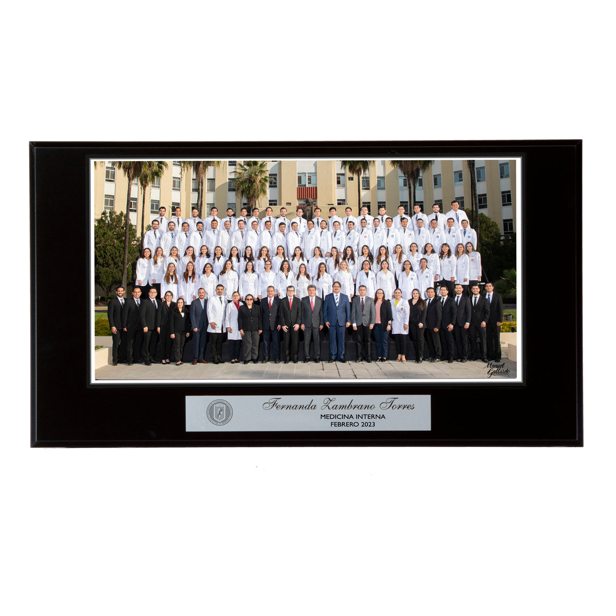 Modelo 20 - Foto 9x17" con placa plateada y base negra