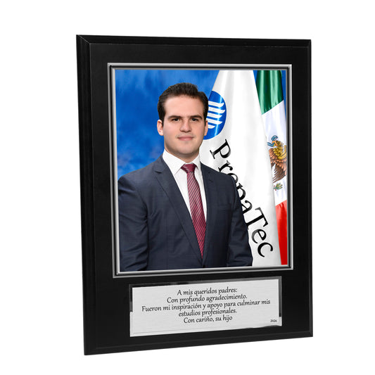 Modelo 34 -  Foto 7x8" con placa de agradecimiento plateada y base negra